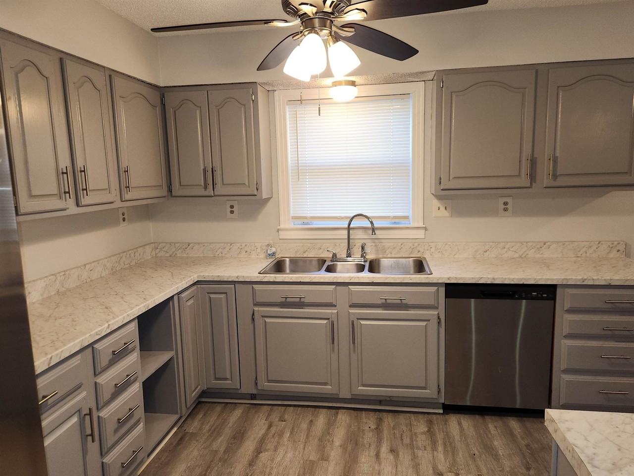 7188 Pleasant Ridge Road - Photo 6 of 28