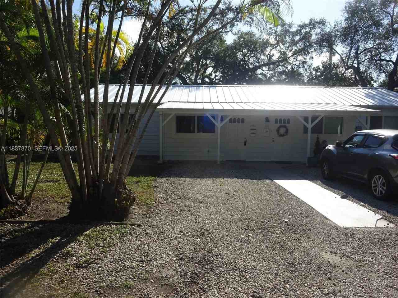 1538 Northeast 131st Lane #1538 - Photo 2 of 17