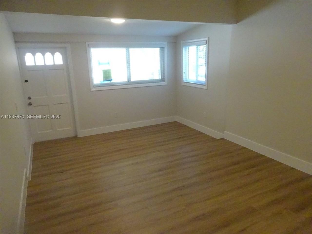 1538 Northeast 131st Lane #1538 - Photo 3 of 17