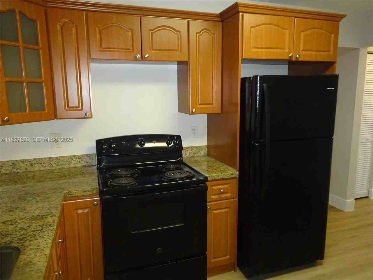 1538 Northeast 131st Lane #1538 - Photo 5 of 17