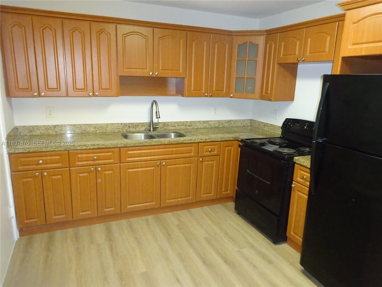 1538 Northeast 131st Lane #1538 - Photo 6 of 17