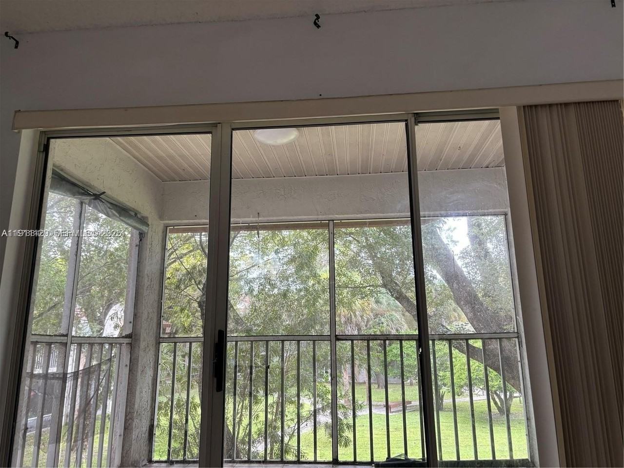 9081 Sw 138th Pl #9081 - Photo 5 of 24