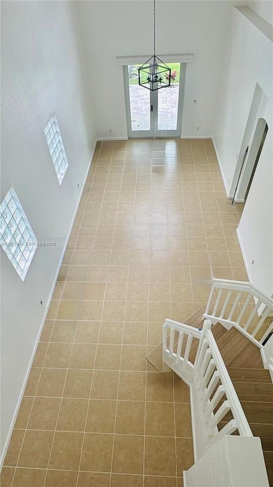 4950 Pelican Manor - Photo 6 of 28