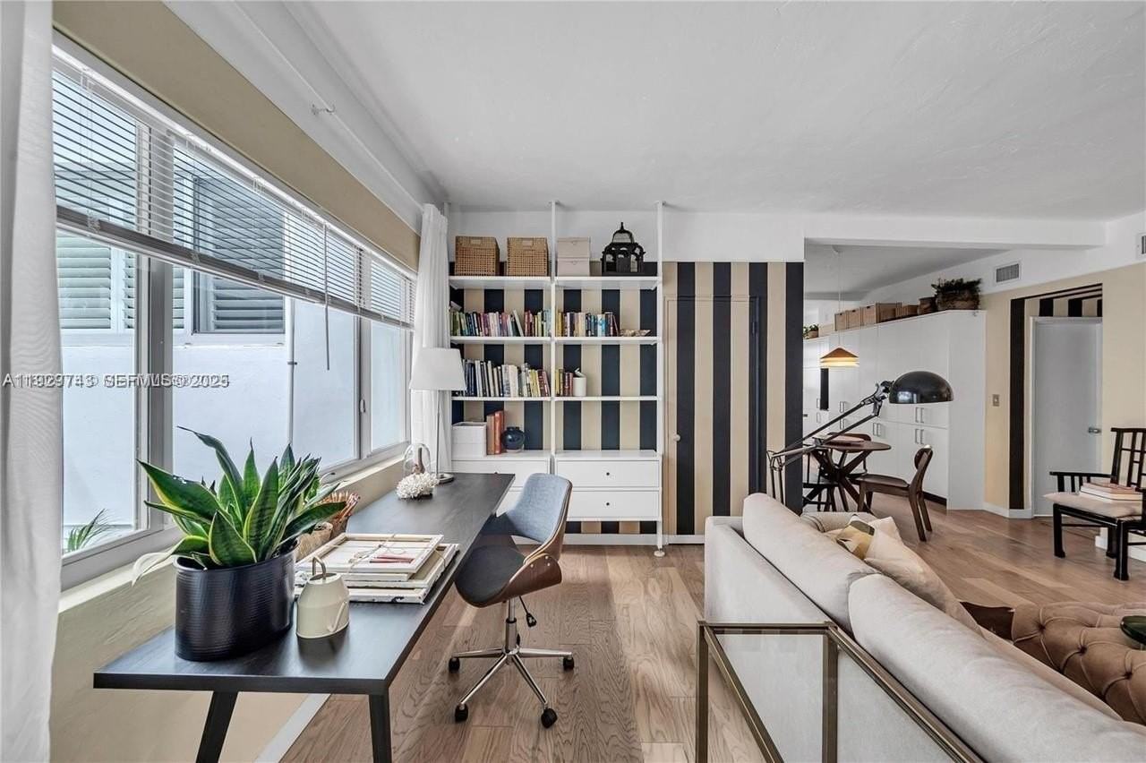 1840 James Avenue #23 - Photo 4 of 10