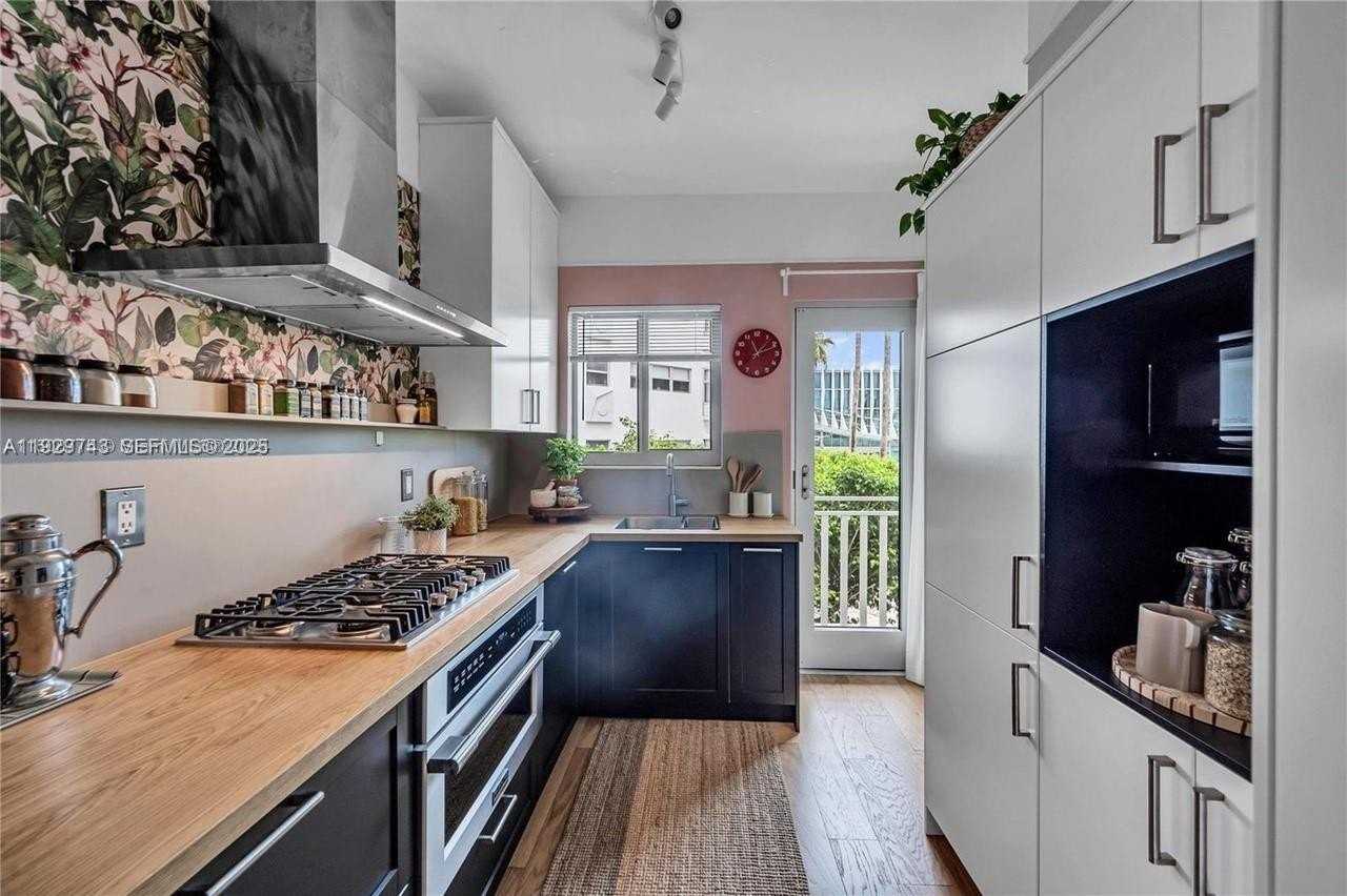 1840 James Avenue #23 - Photo 7 of 10