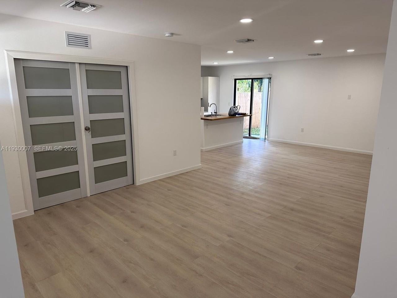 574 Northwest 7th Street #1 - Photo 3 of 10