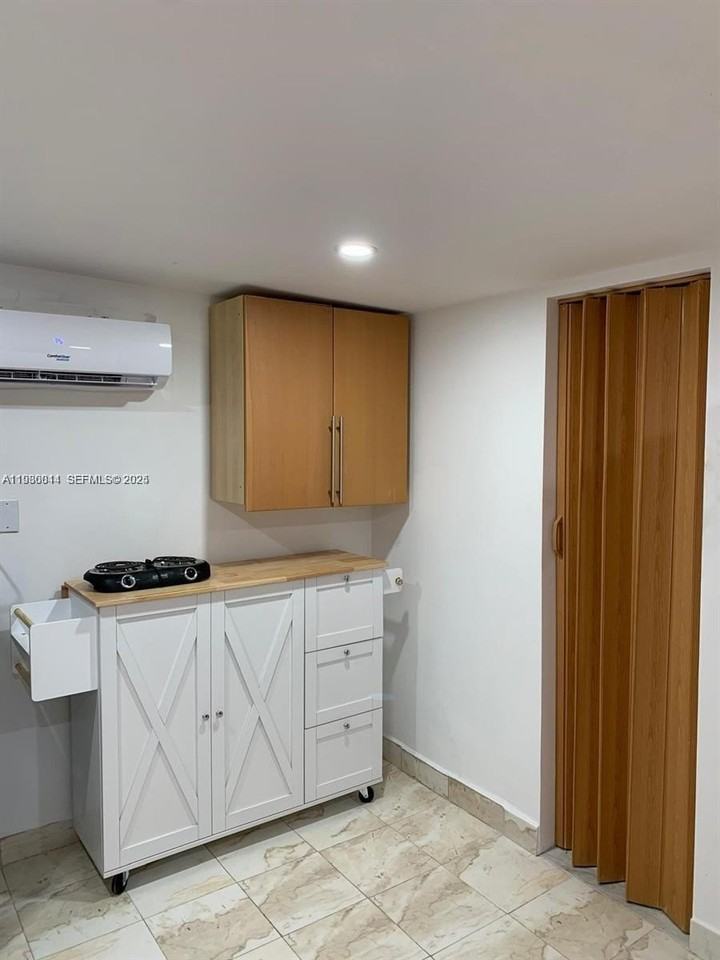 20811 Northwest Miami Place #B - Photo 7 of 16