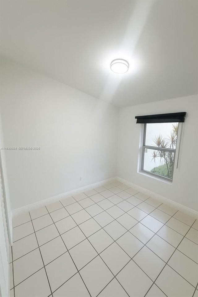 10385 209th Lane - Photo 3 of 9