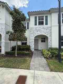 2636 Southeast 19th Court - Photo 2 of 16