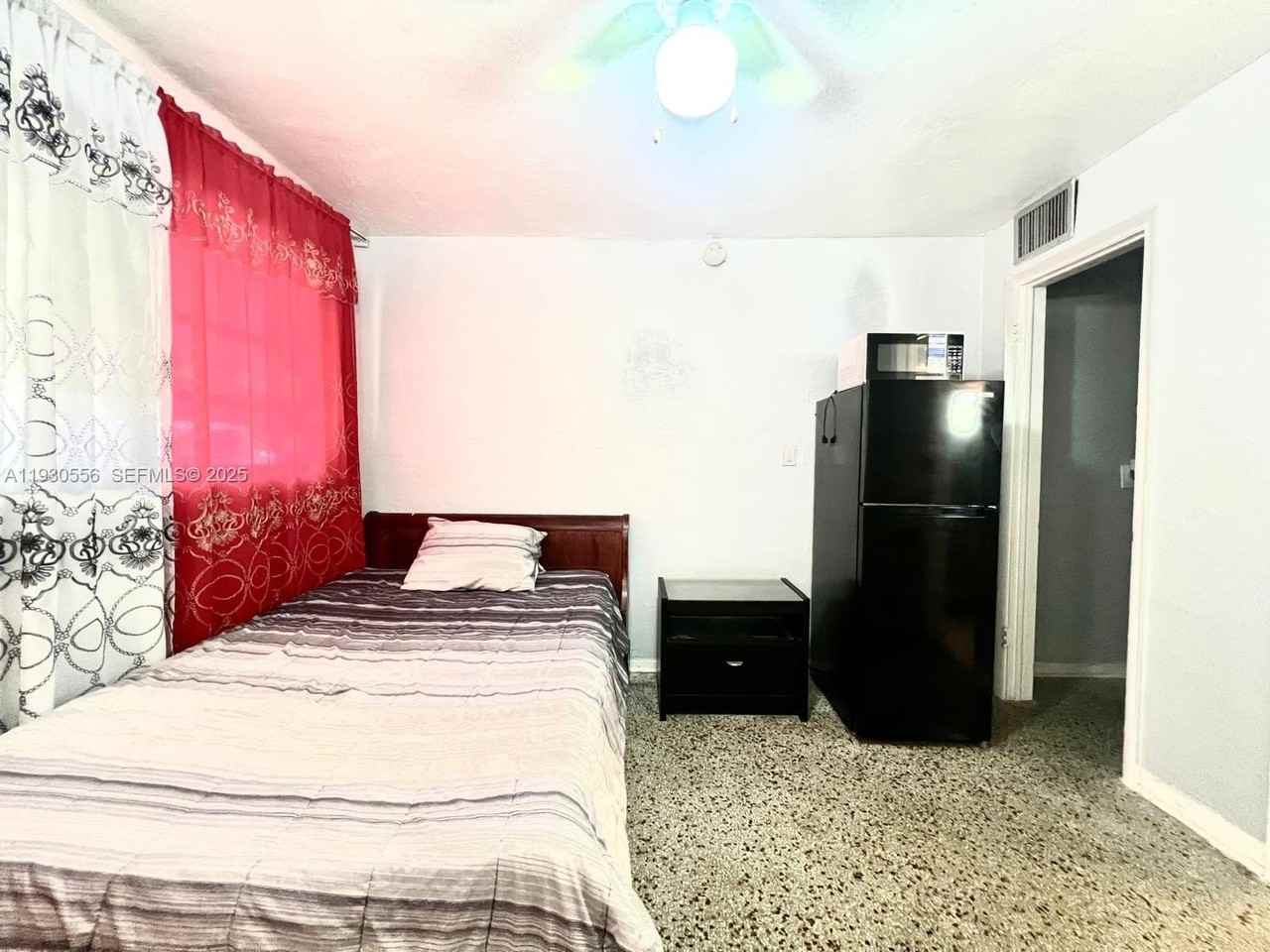 106 Harvard Rd #0 - Photo 5 of 8