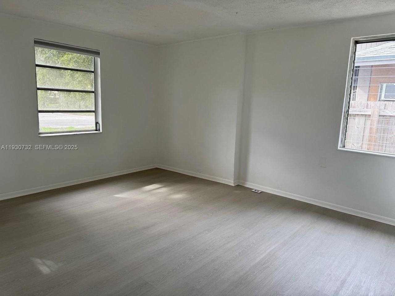 1821 Southwest 23rd Street #0 - Photo 5 of 13