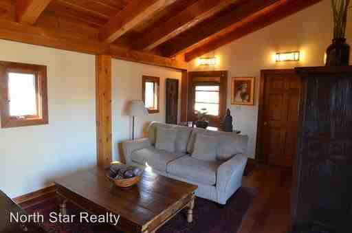 703 Field St - Photo 3 of 21