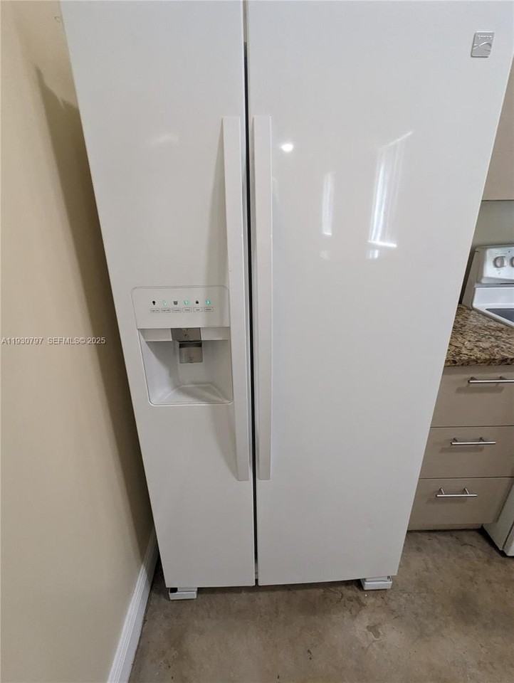 10214 Southwest 175th Street #A - Photo 5 of 28