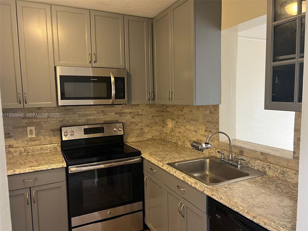 8620 Sherman Circle North #406 - Photo 3 of 18