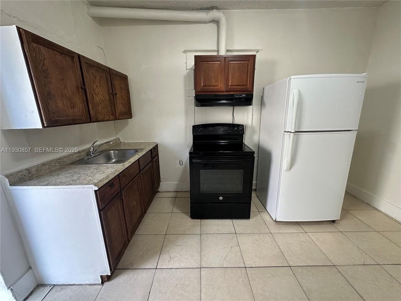 1767 Northwest 5th Street #3 - Photo 2 of 11