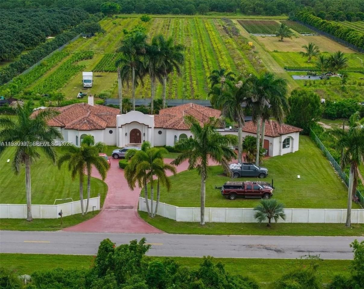 20970 Southwest 264th Street - Photo 2 of 2