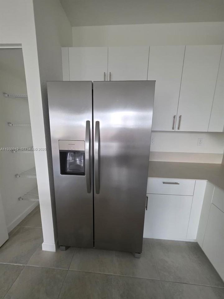 Southwest 339th Street - Photo 7 of 28