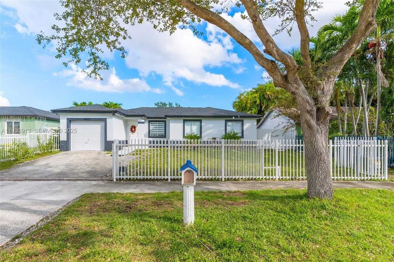 20823 Southwest 126th Court #20823 - Photo 2 of 31