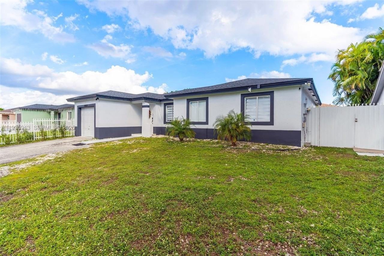 20823 Southwest 126th Court #20823 - Photo 6 of 31