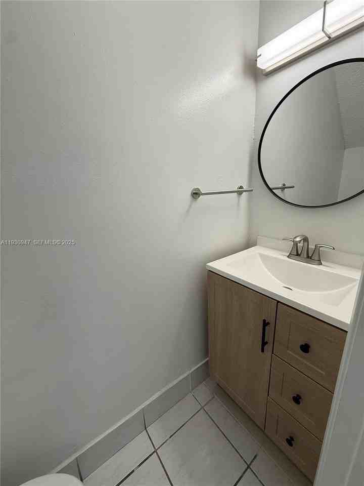 2760 West 76th Street #203 - Photo 4 of 8