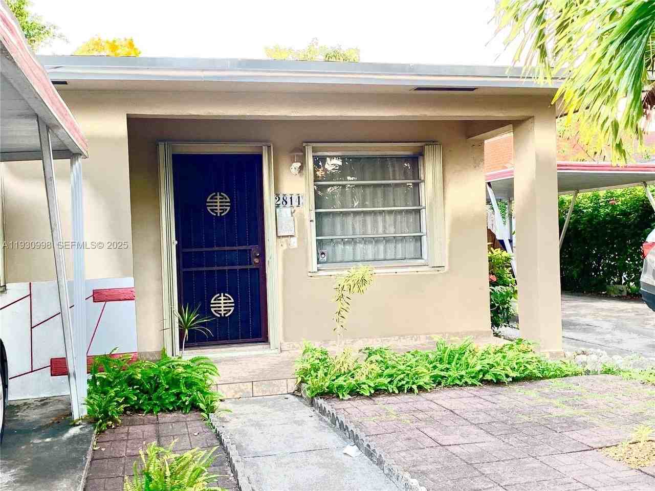 2814 Southwest 7th Street #2814 - Photo 2 of 13