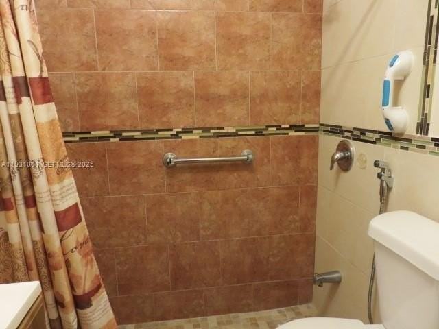 2820 Southwest 16th Terrace #EFF - Photo 4 of 8