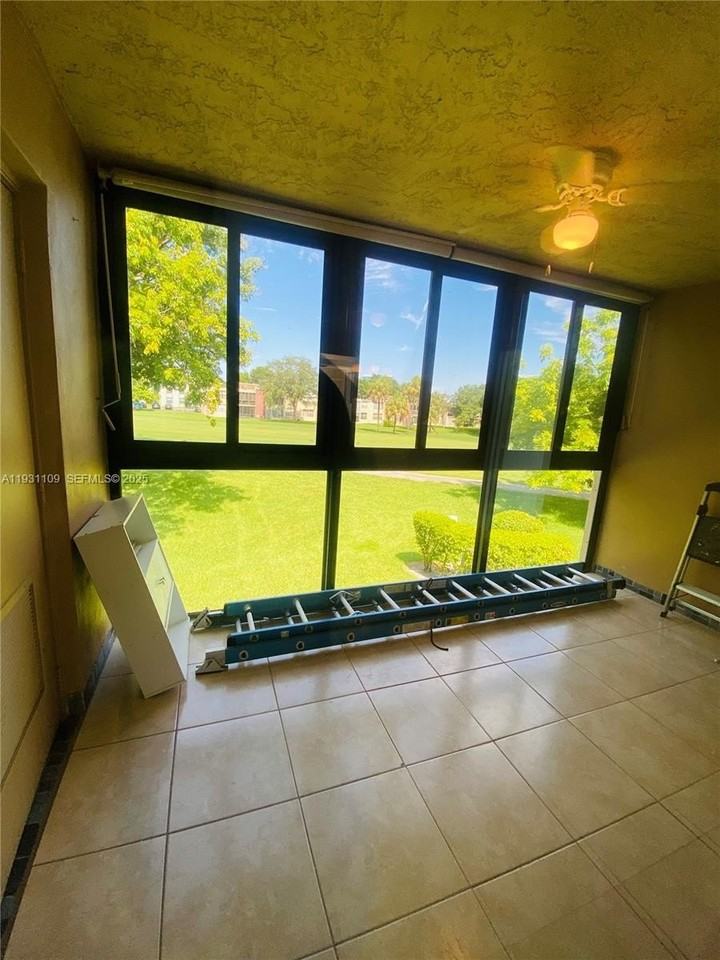 7331 Nw 18th St #204 - Photo 4 of 18