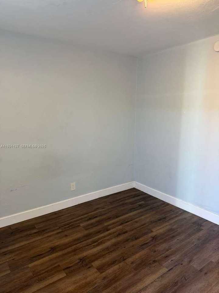 2321 Adams Street #19A - Photo 2 of 6