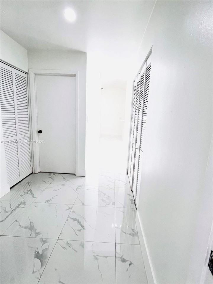 164 Northwest 85th Court #0 - Photo 5 of 25