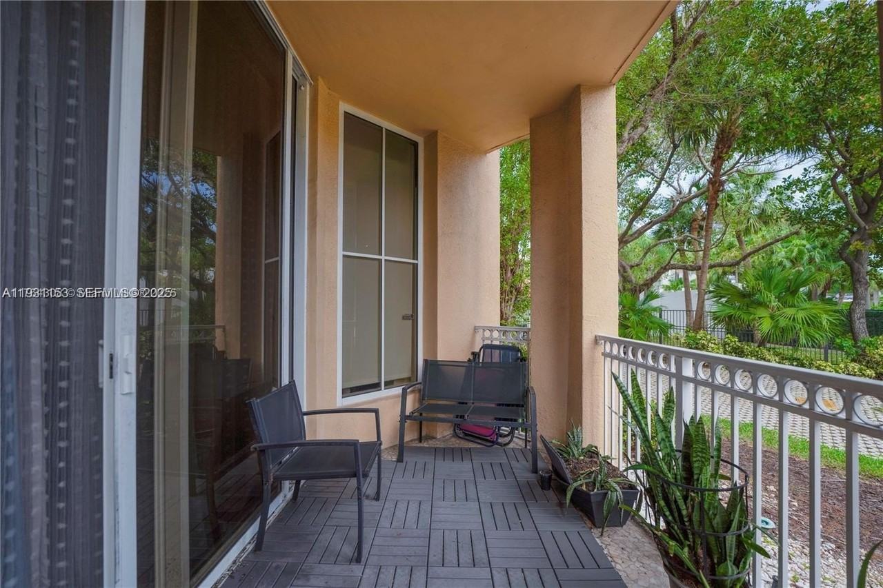 3001 Northeast 185th Street #127 - Photo 7 of 27