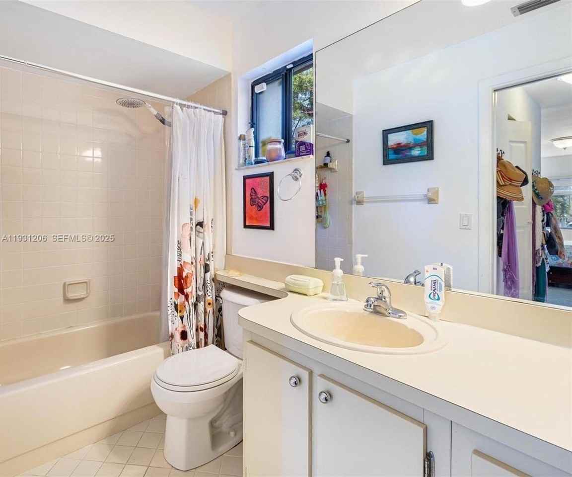 10059 Southwest 218th Street #10059 - Photo 6 of 15