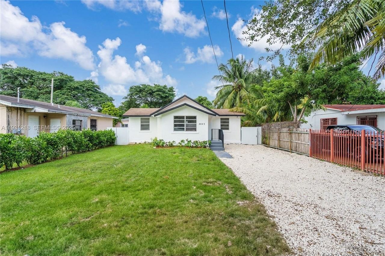 2443 Northwest 55th Street #0 - Photo 4 of 24