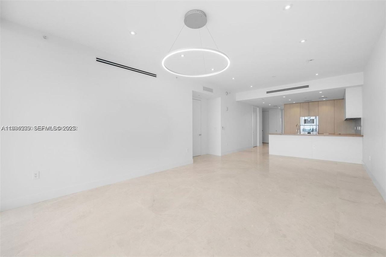 15701 Collins Avenue #2803 - Photo 6 of 28