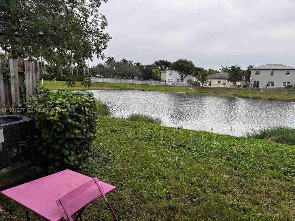 2819 Se 1st Dr #5 - Photo 6 of 18