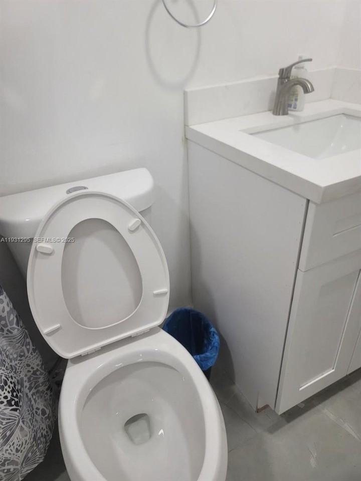 512 Northwest 96th Street #A - Photo 2 of 7