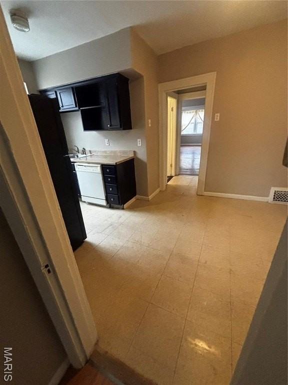 5043 Alaska Ave #D - Photo 5 of 7