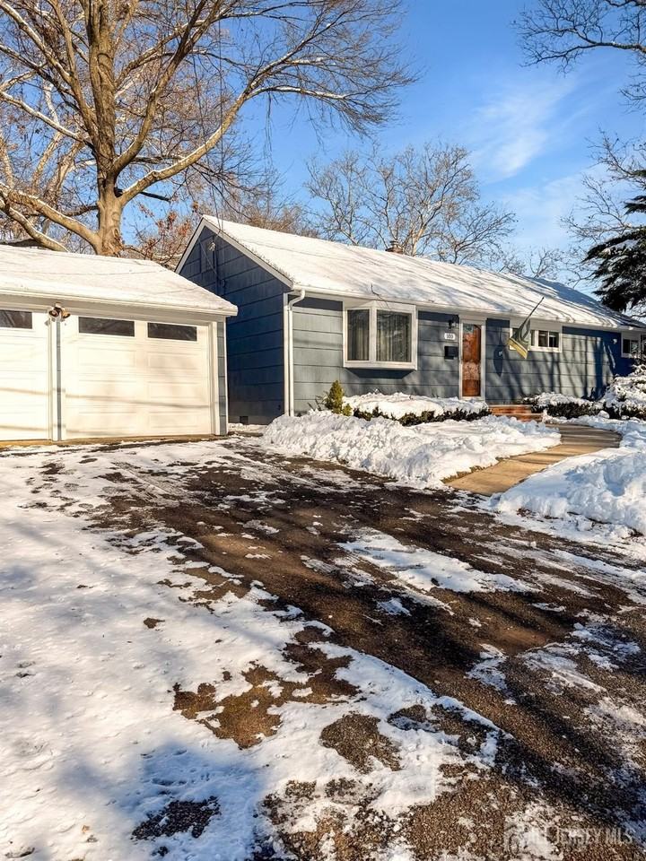 100 New York Ave - Photo 2 of 23