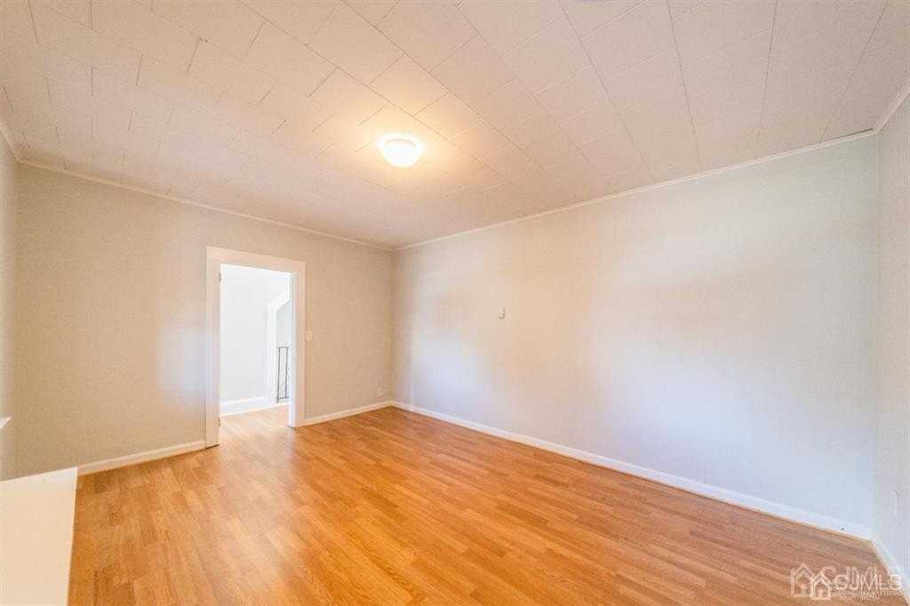 125 Lowell Street #2 - Photo 4 of 12