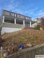 featured image of 4087 Woodbridge Avenue