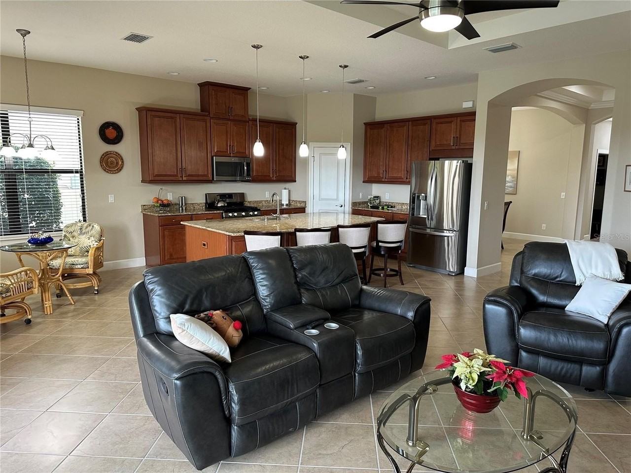 8725 Amaretto Avenue - Photo 3 of 16