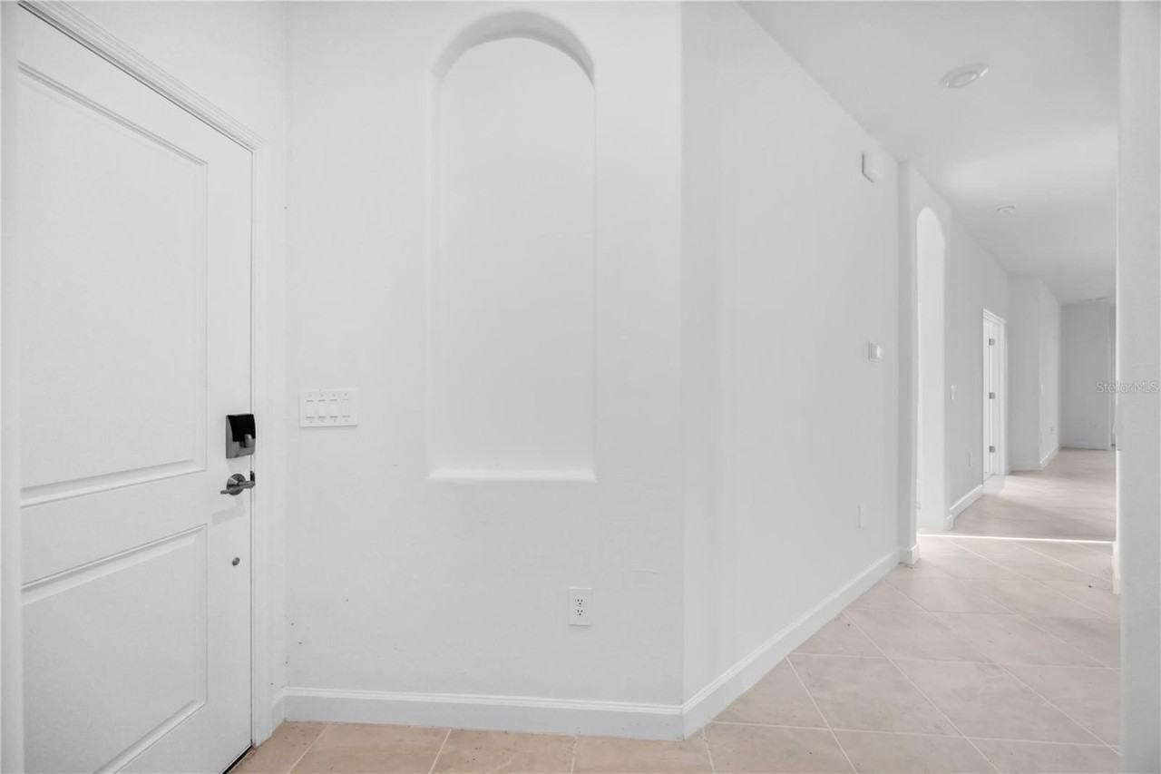 5532 Sapphire Stone Cv - Photo 7 of 44