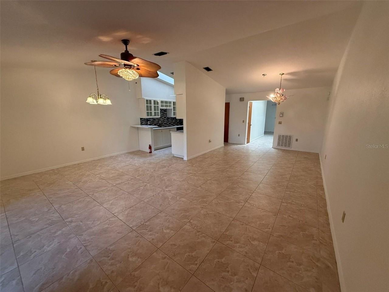 26186 Northern Cross Rd #1B - Photo 5 of 22