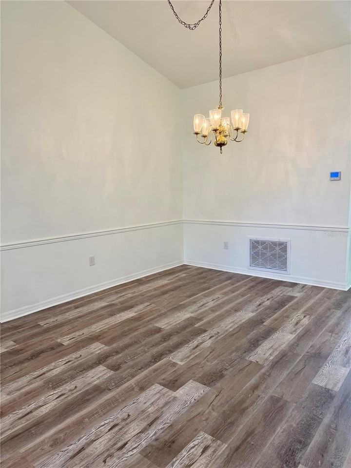 10344 Northwest 33rd Place #10344 - Photo 3 of 9