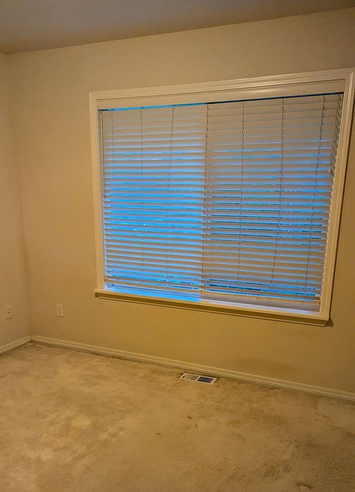 Northeast 30th Street - Photo 4 of 7