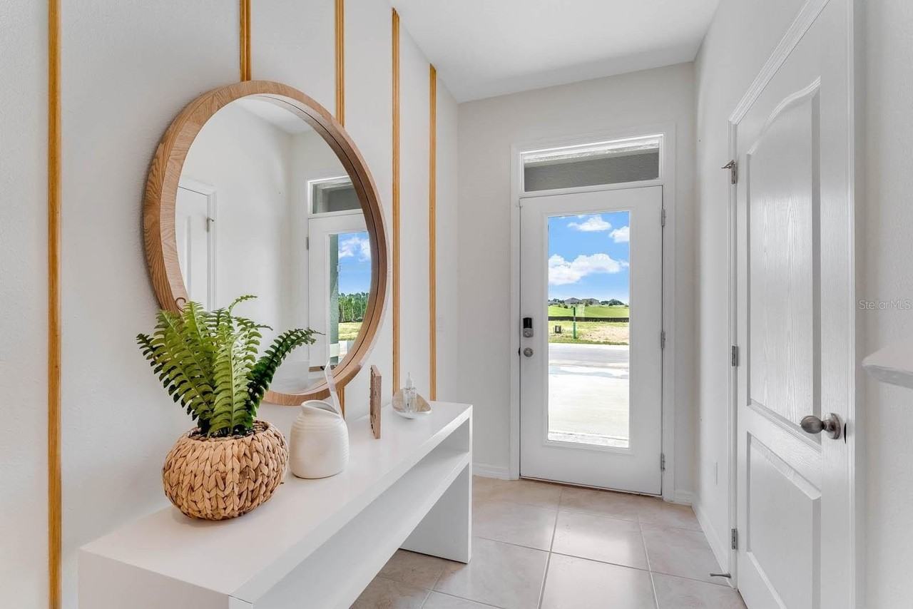 1785 Wooden Street - Photo 2 of 26