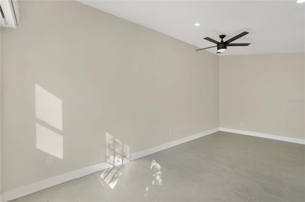 12826 Illinois Woods Lane - Photo 7 of 8