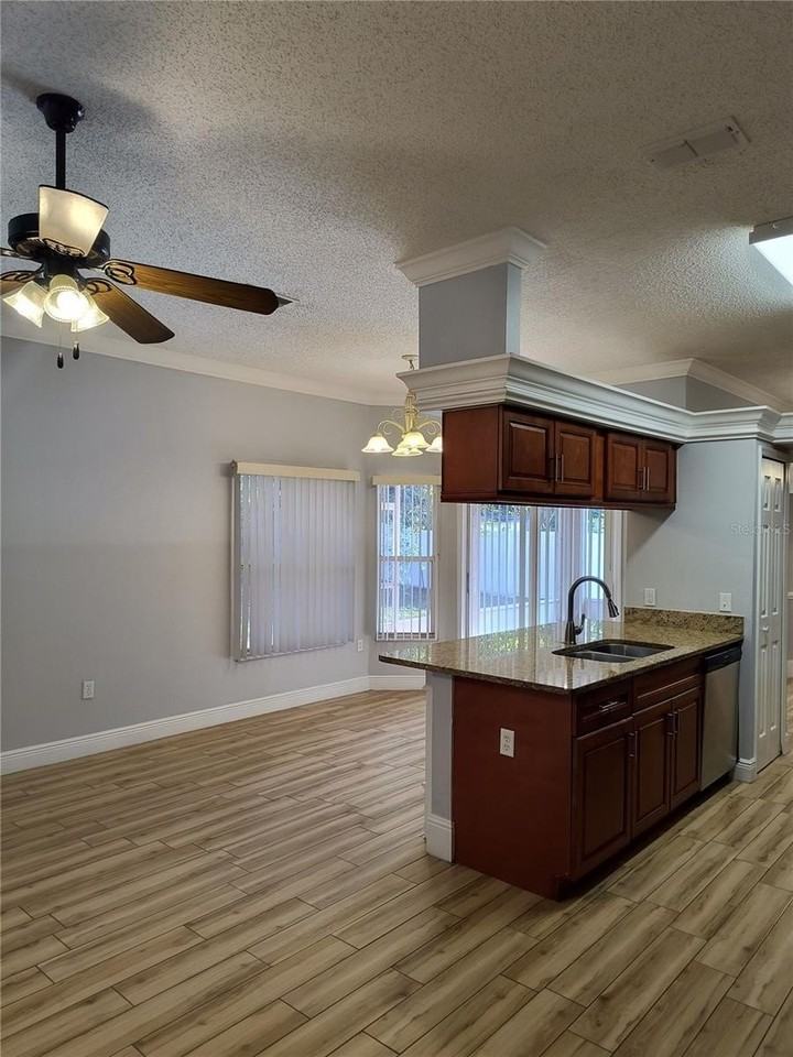 3201 Settlers Trail - Photo 6 of 38