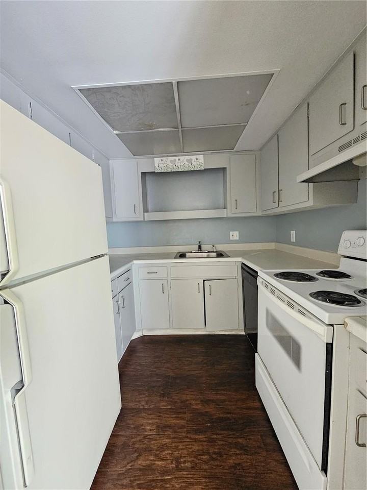 7611 Paula Drive #4 - Photo 6 of 16