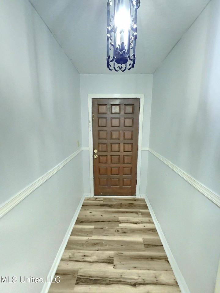 302 Weathersby Road - Photo 7 of 22