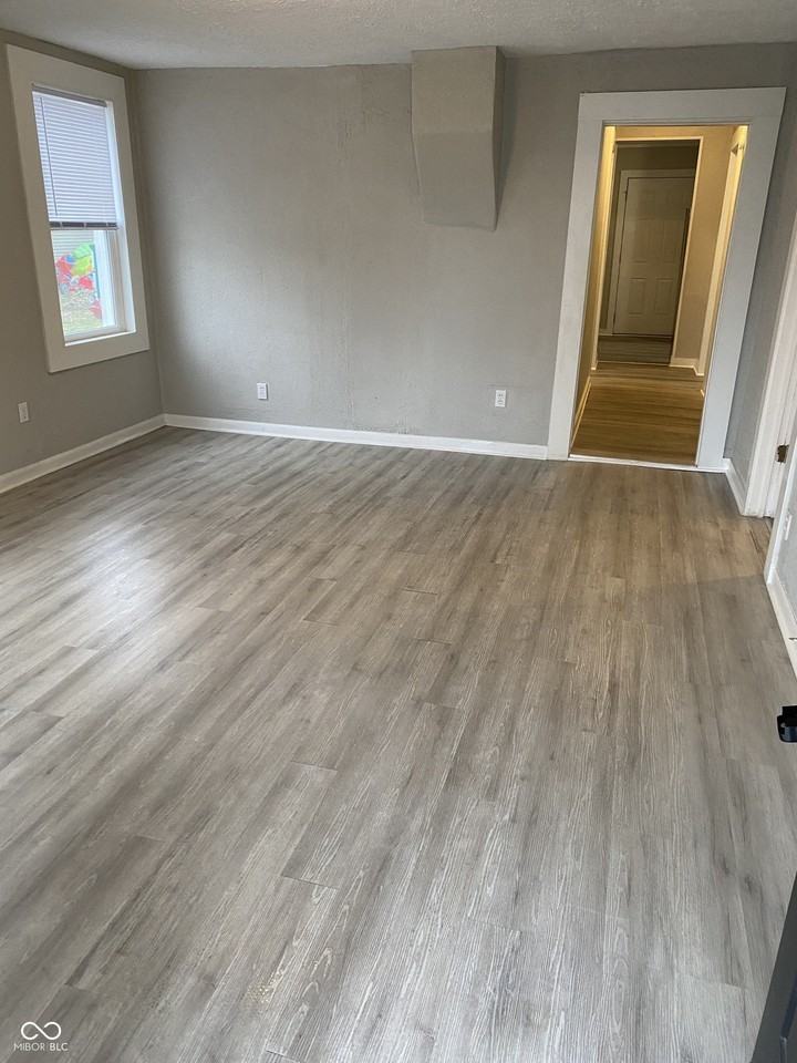 1820 South M Street - Photo 3 of 17